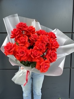 Букет из 15 красных французских роз №226