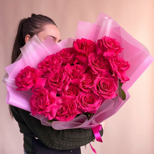 Букет из 15 розовых французских роз №242