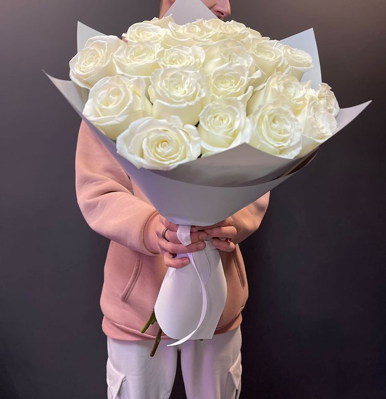Букет из 19 сливочных роз №44