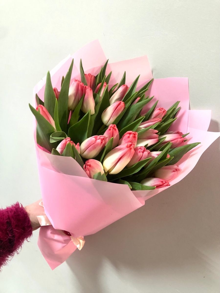 Букет из 21 бело-розовых тюльпанов №4