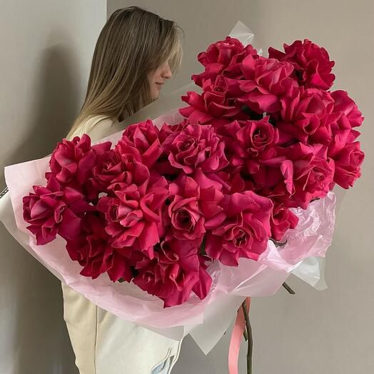 Букет из 25 розовых французских роз №243