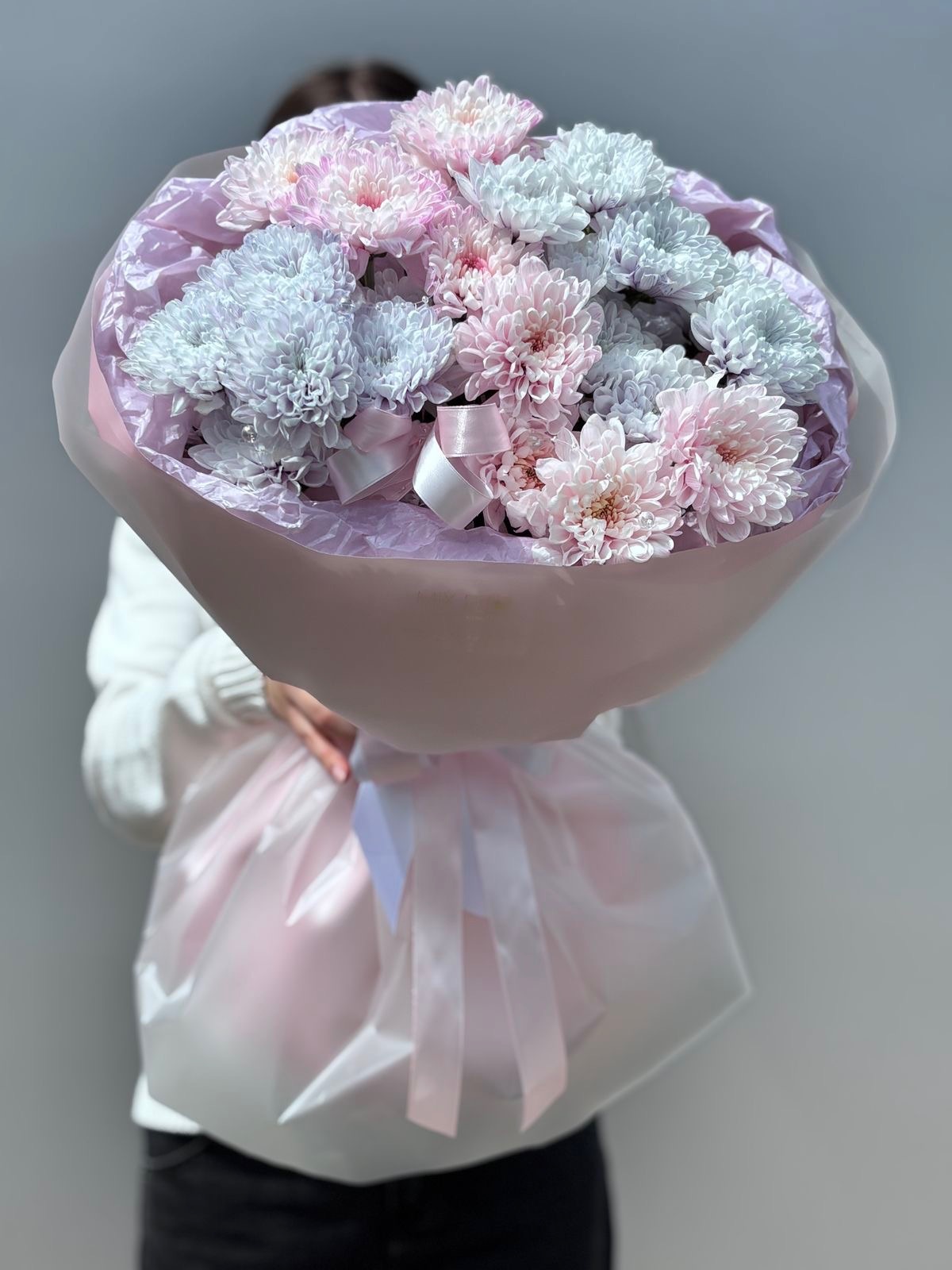 Букет из 5 воздушных хризантем