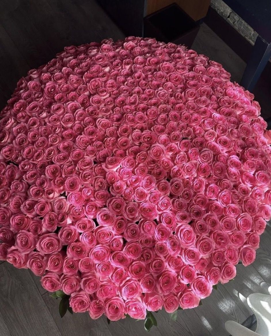 Букет из 501 розовой розы №97