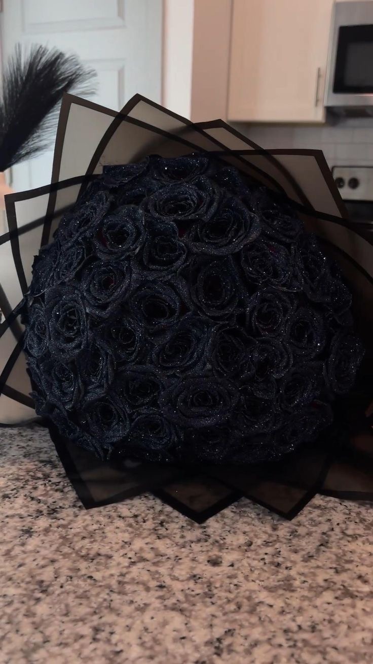 Букет из 51 чёрной розы №194