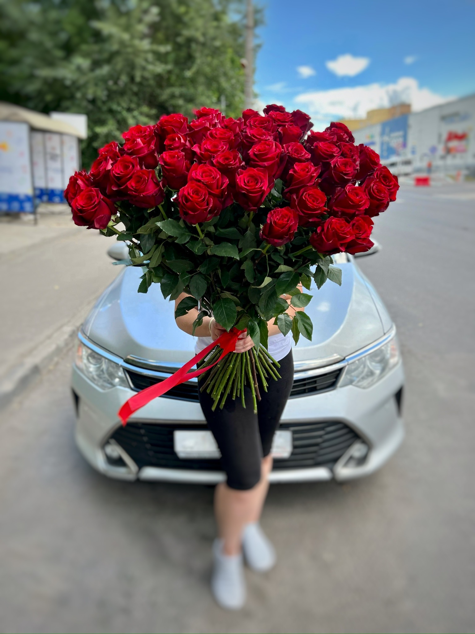 Букет из 51 красной розы №170