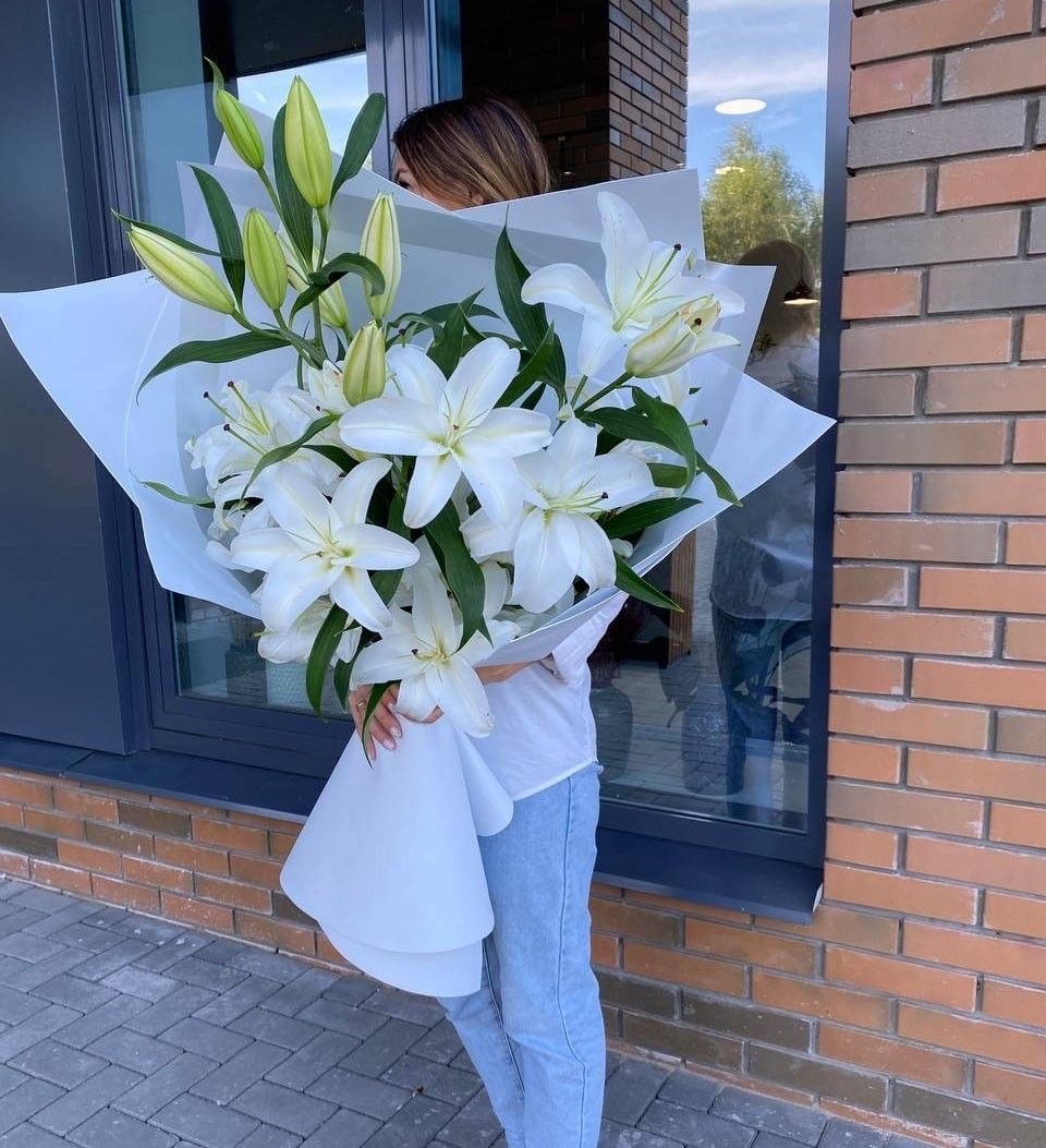 Букет из лилий №200