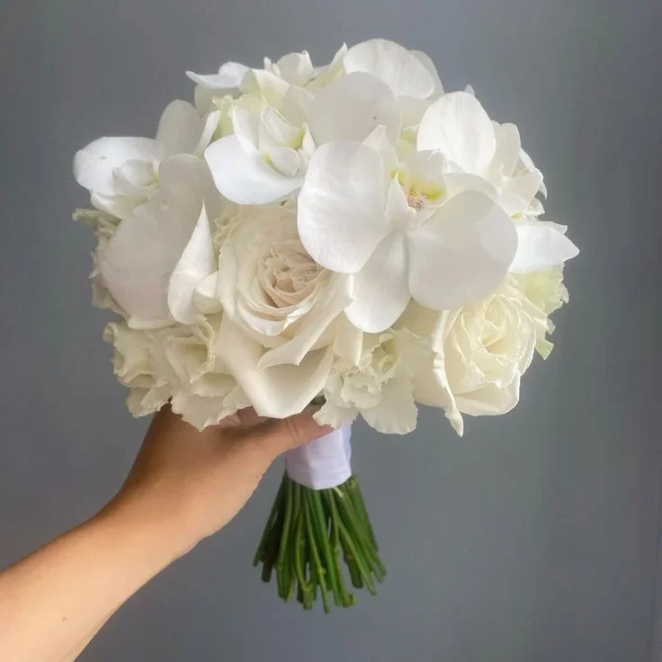 Свадебный букет с белыми цветами №73