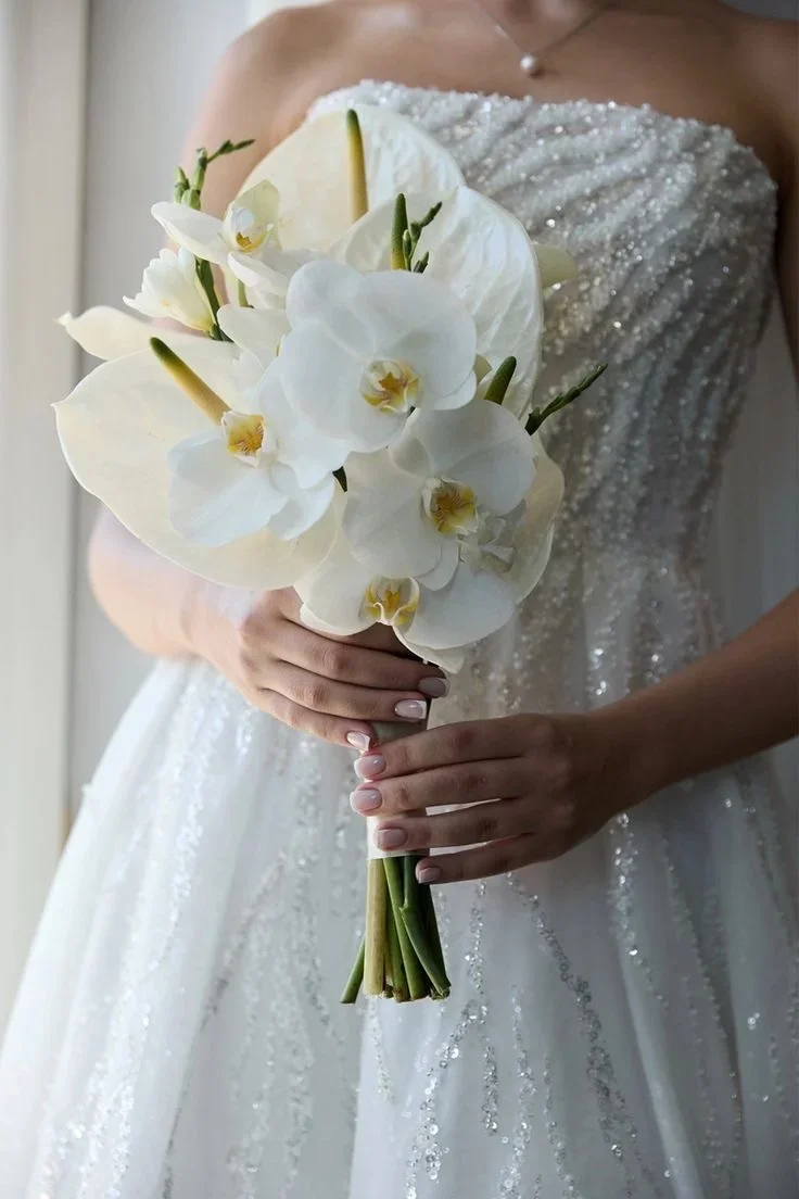 Свадебный букет с белыми цветами №77