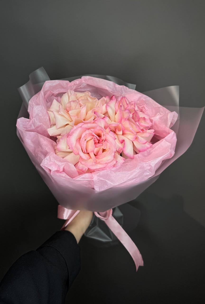 Монобукет из 3 французских роз