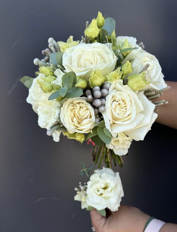 Свадебная пара Букет невесты и бутоньерка жениха №10