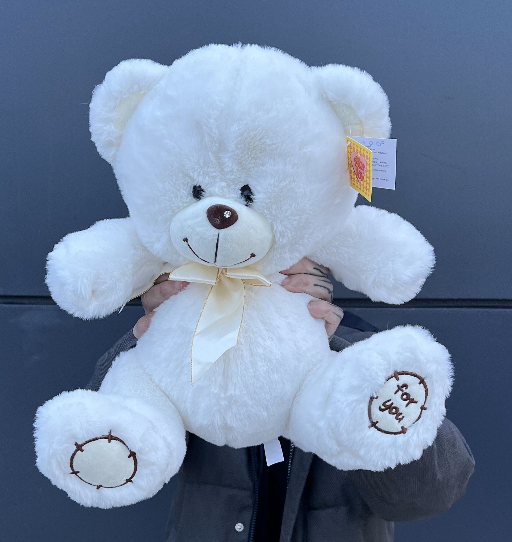 Мягкая игрушка белый медведь с лентой №19