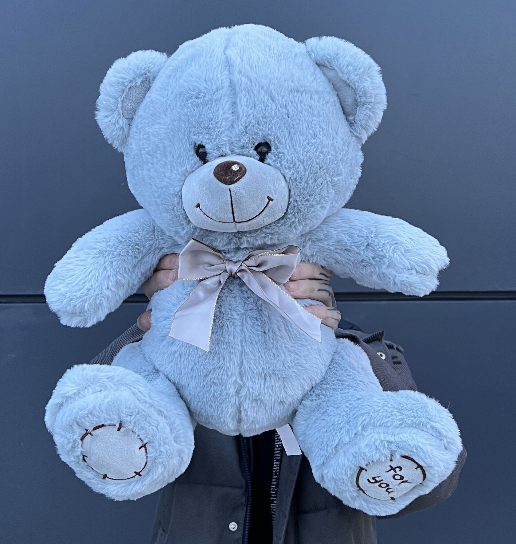 Мягкая игрушка голубой медведь с лентой №12