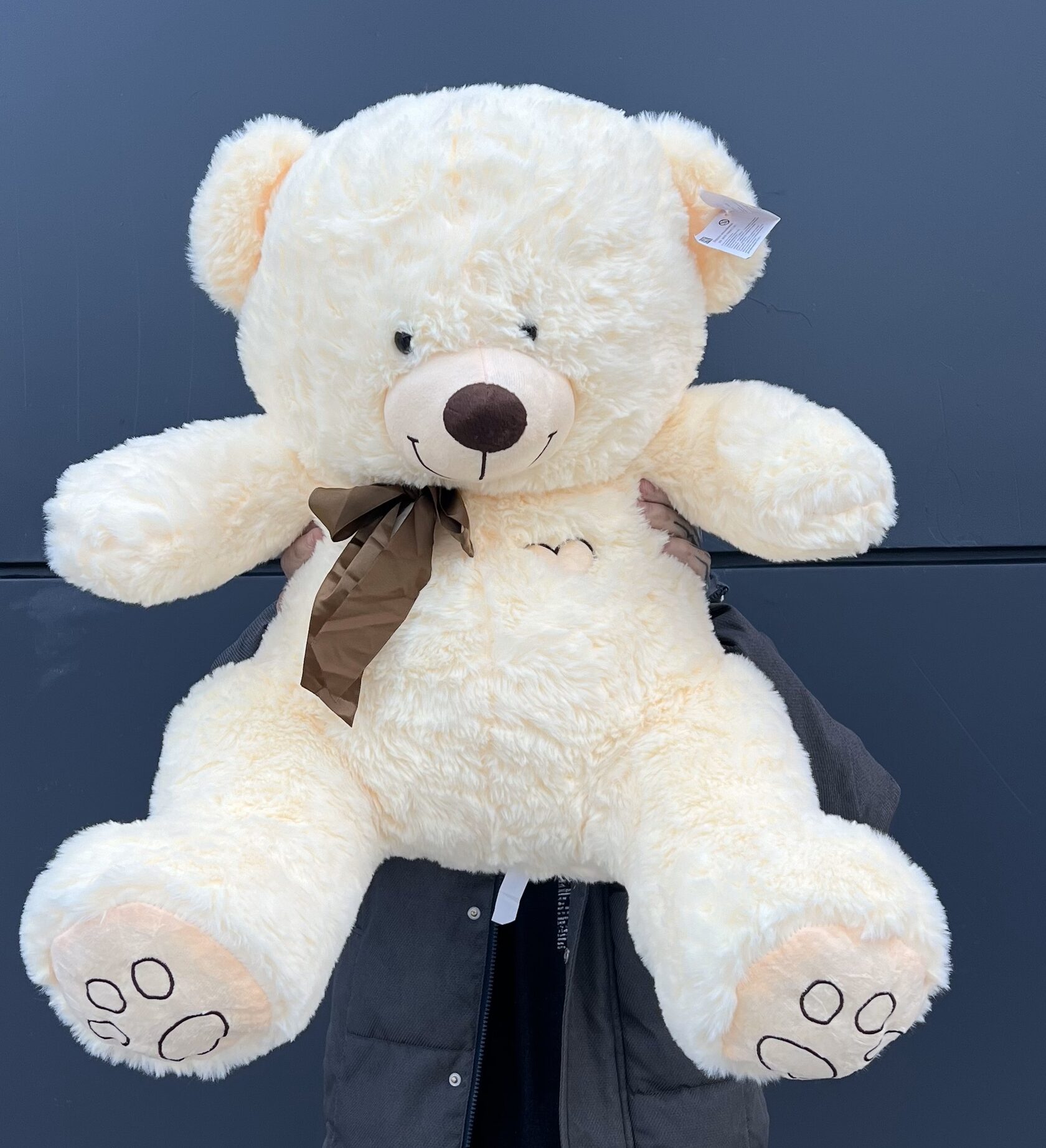 Мягкая игрушка кремовый медведь с лентой №9