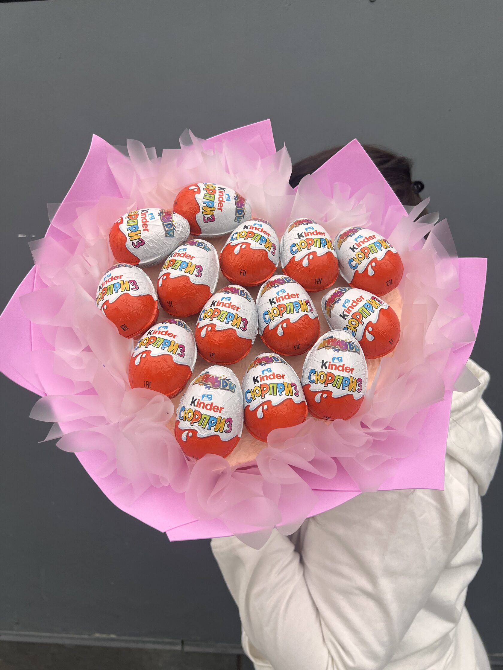 Сладкий букет-сердечко из шоколадных яиц №4